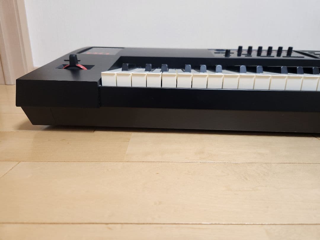 訳あり　Roland FA-08 88鍵 シンセサイザー ケース付　送料込み