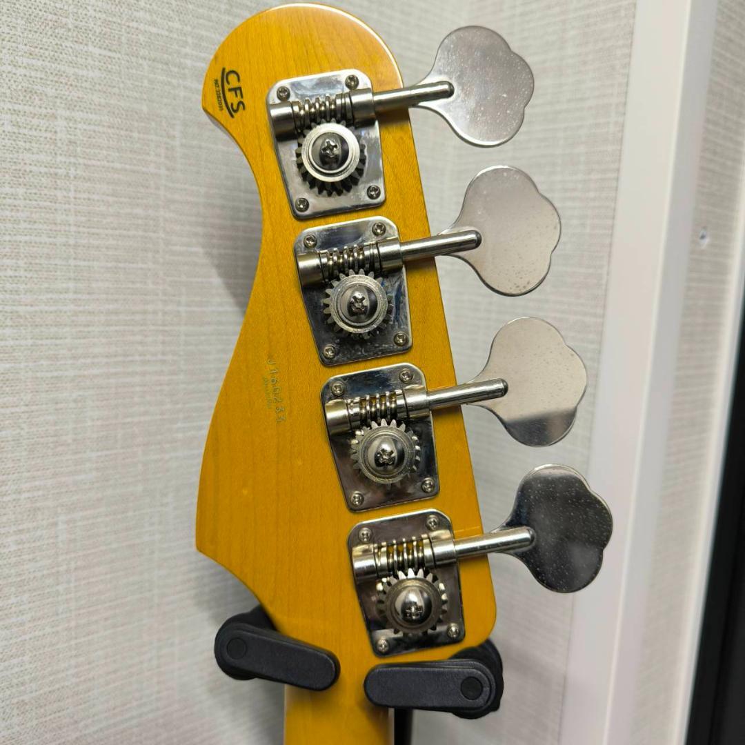 Cool Z Jazz Bass ジャズベース 白　アイボリー