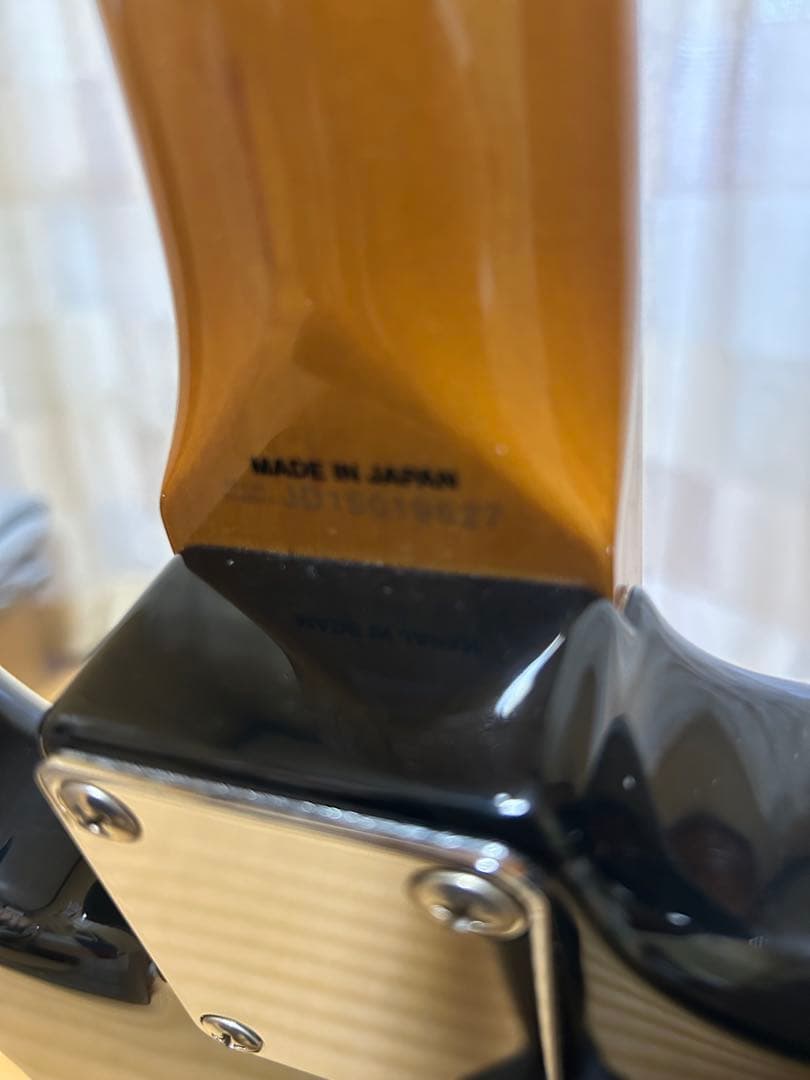 Fender Japanストラトキャスター　黒