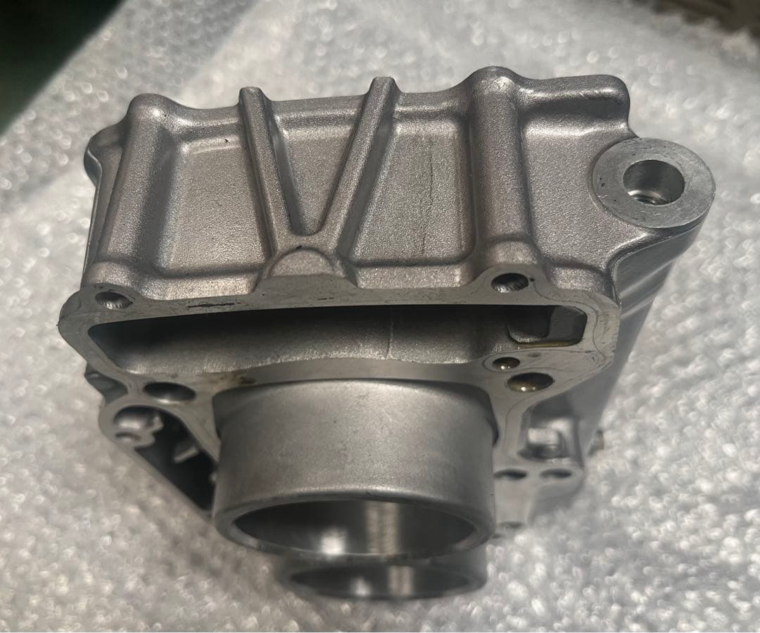 CBR250RR (MC51)シリンダー