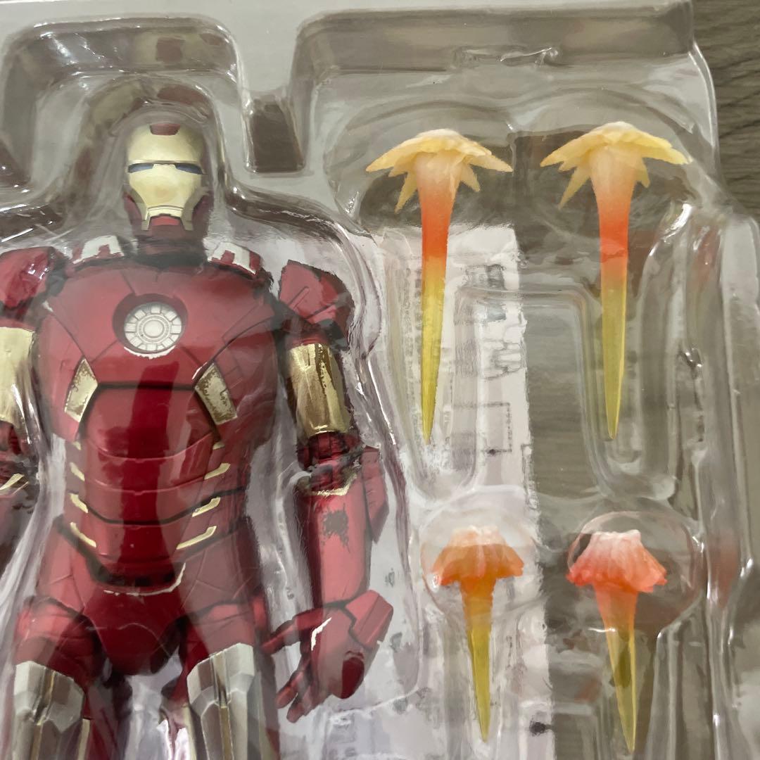 S.H.Figuartsアイアンマンマーク7 AVENGERS ASSEMBLE