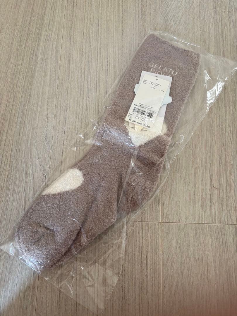 新品、未使用、タグつきGELATO PIQUE ハート柄ルームウェア