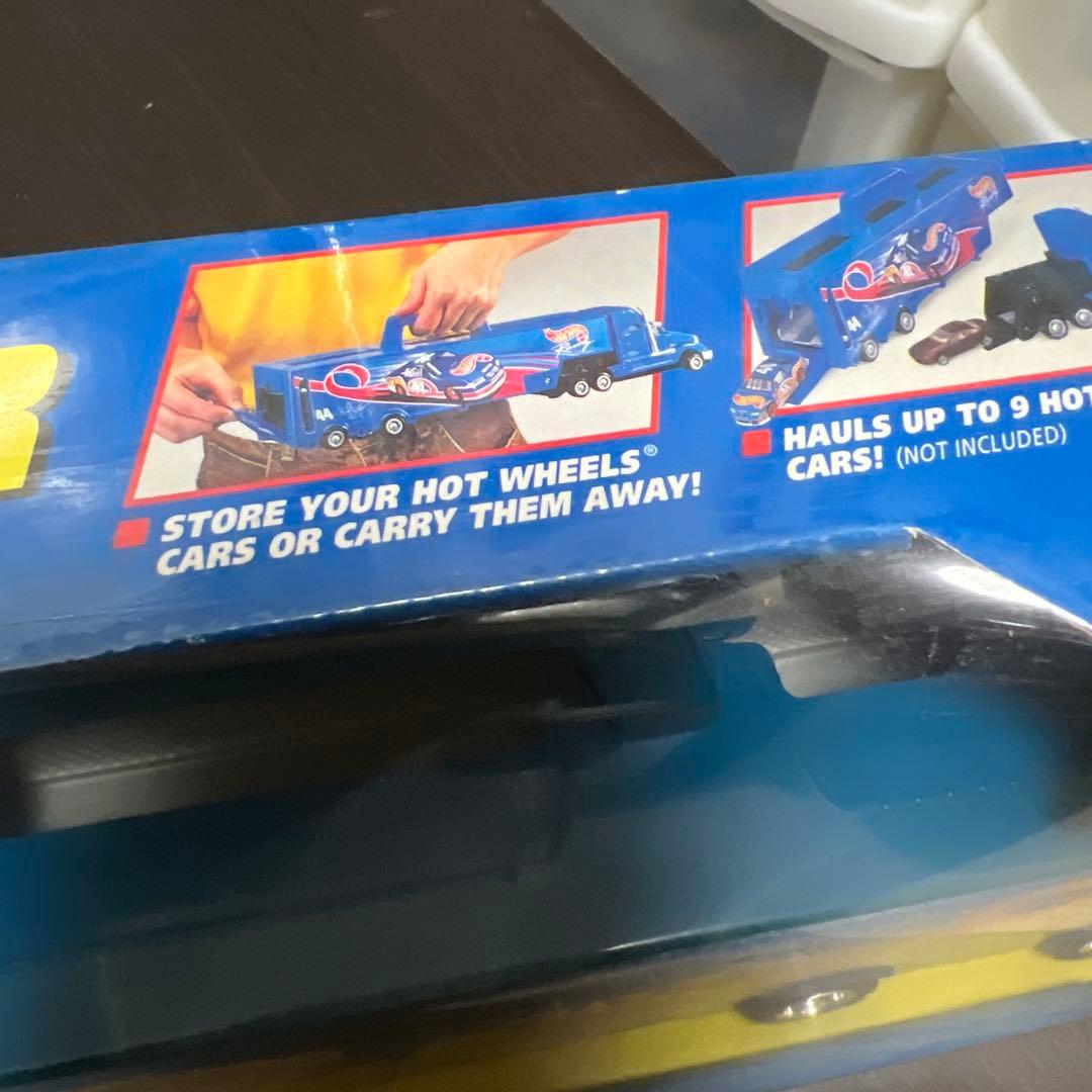 ミニカー Hot Wheels Team Transporter