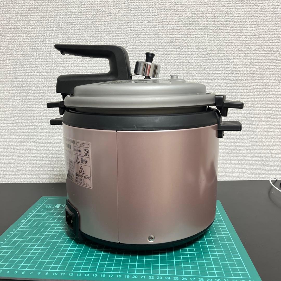 （Ａ）美品　Panasonic 電気圧力鍋 SR-P37-P ピンクカラー