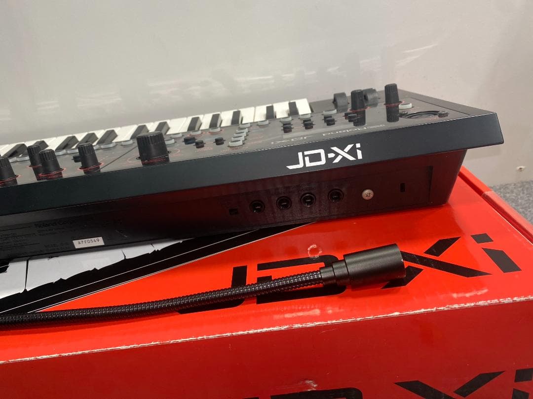 Roland JD-Xi シンセサイザー
