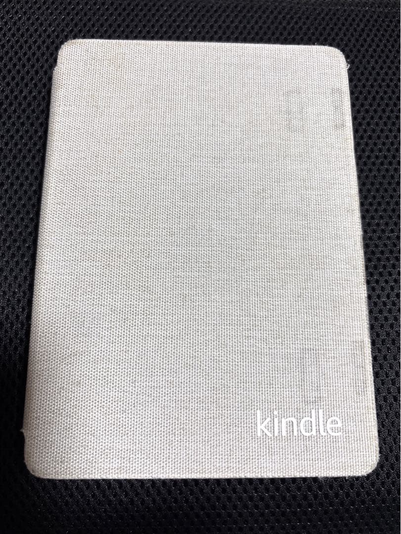 読書の秋｜Kindle 第10世代 ホワイト 広告なし