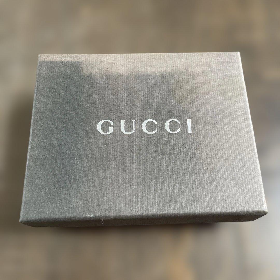 Gucci シルバー ドッグタグネックレス