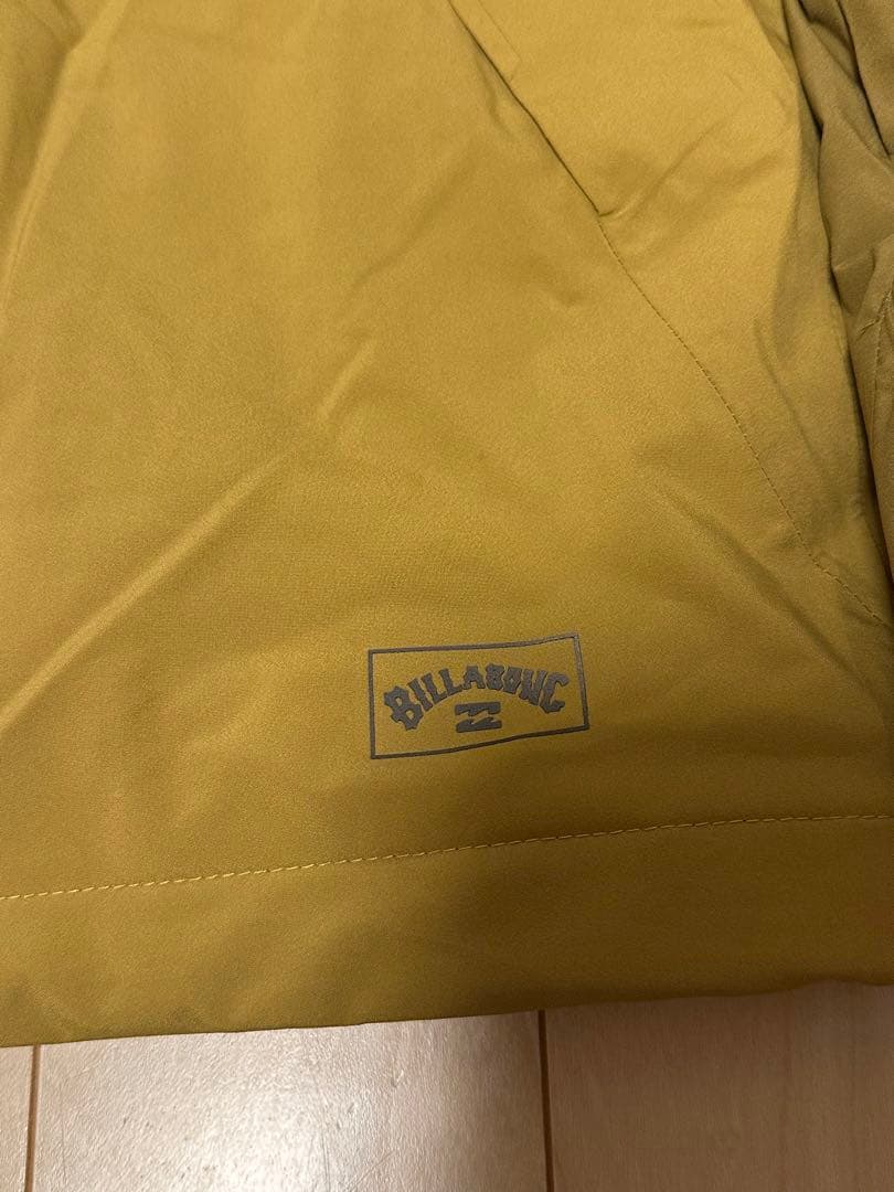 ボードウエア　上下セット　BILLABONG