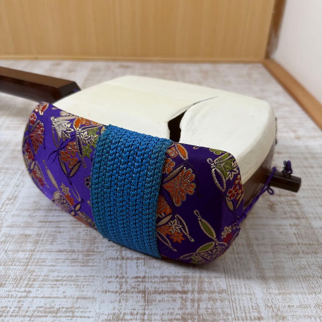 津軽三味線 中棹　紅木 高級材 ハードケース付き 琴三絃師　石村屋 天然素材駒