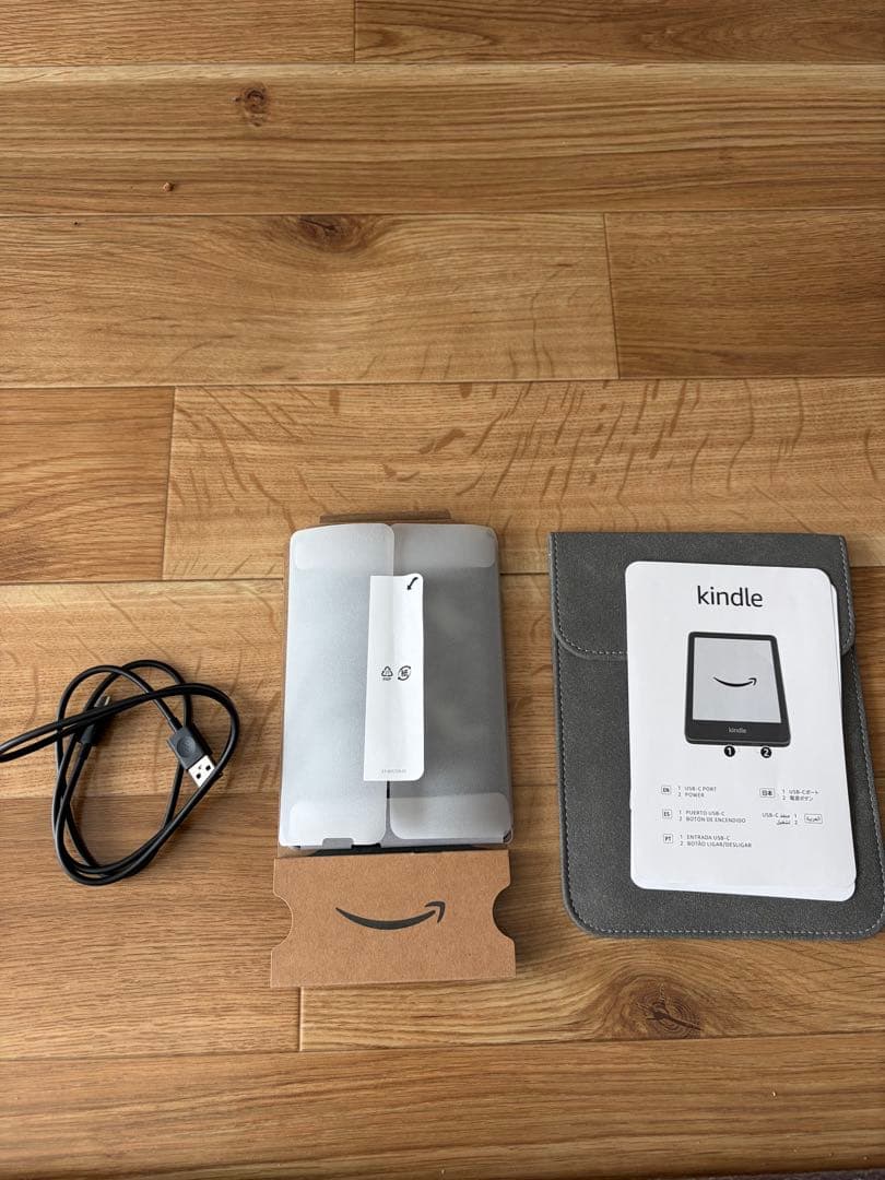 Amazon Kindle 本体 カバー付き