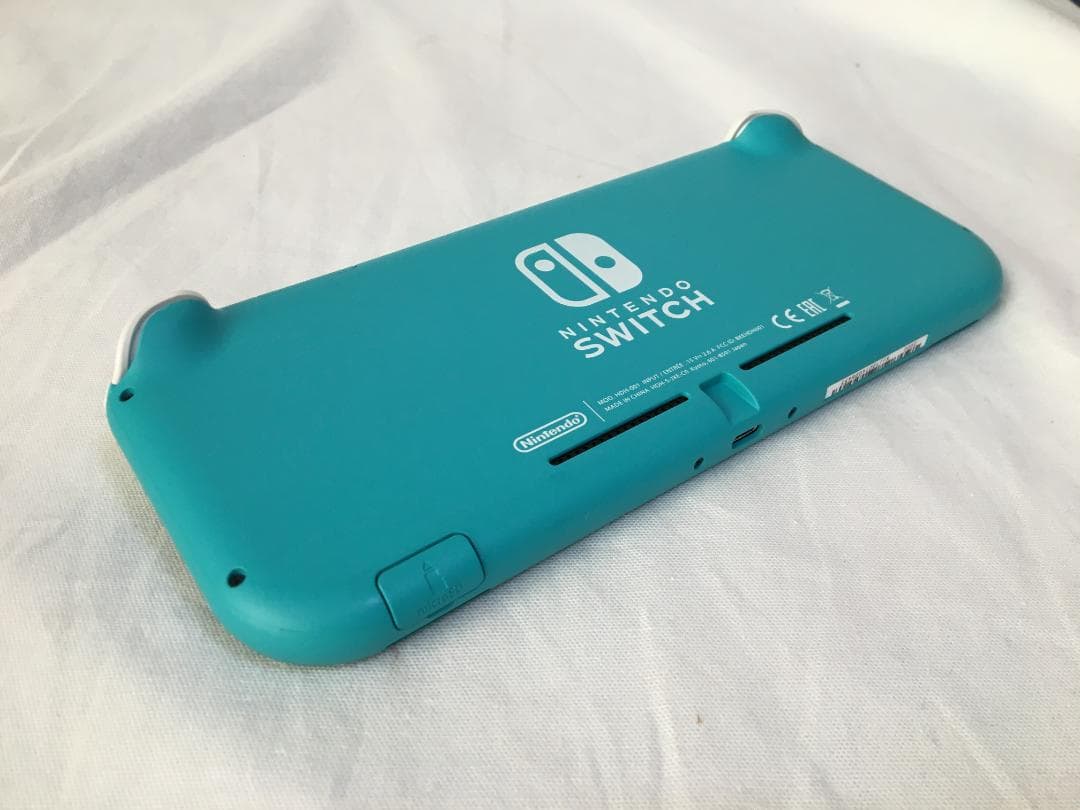 z*i様 【初期化済】Nintendo Switch Lite ソフト付 ターコ