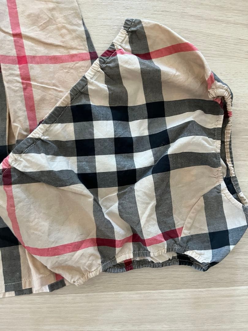 Burberry ワンピース　セットアップ
