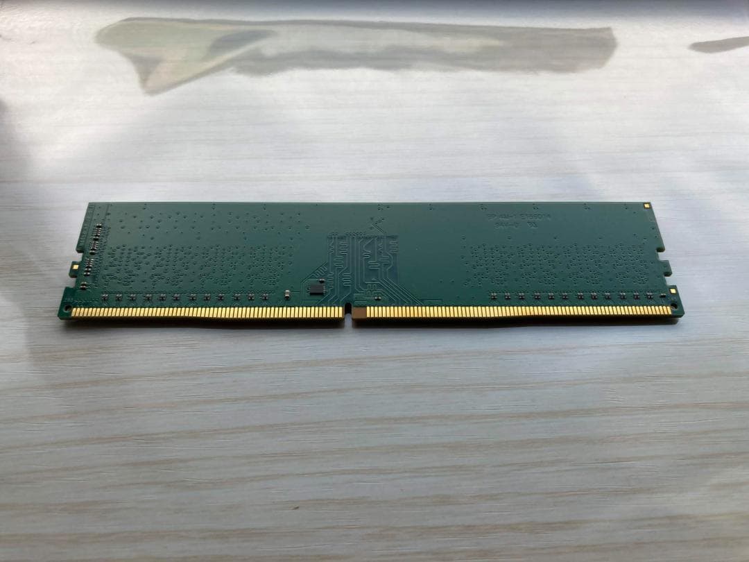 Crucial DDR4-2666 メモリ 8GB x2枚