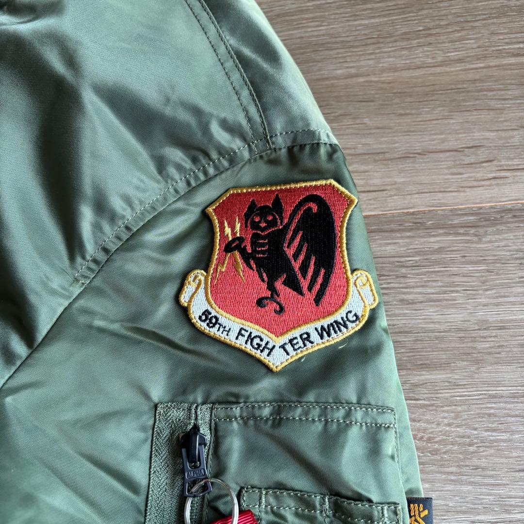 美品 ALPHA INDUSTRIES ワッペン MA-1 カーキ リバーシブル