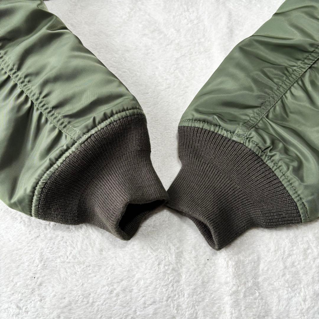 美品 ALPHA INDUSTRIES ワッペン MA-1 カーキ リバーシブル