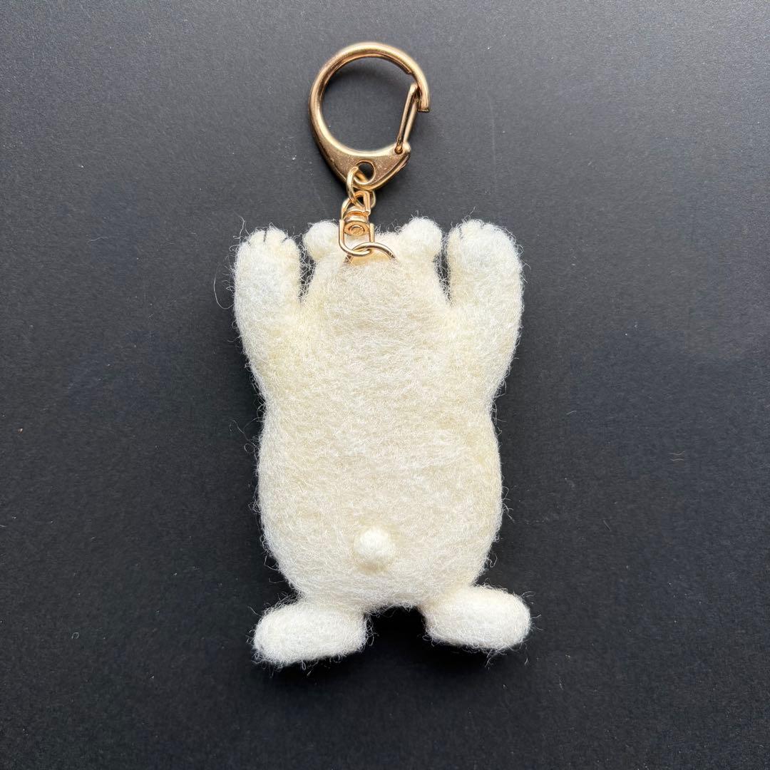【☆Ted様☆】　羊毛フェルトキーホルダー　しろくま　ハンドメイド　くま