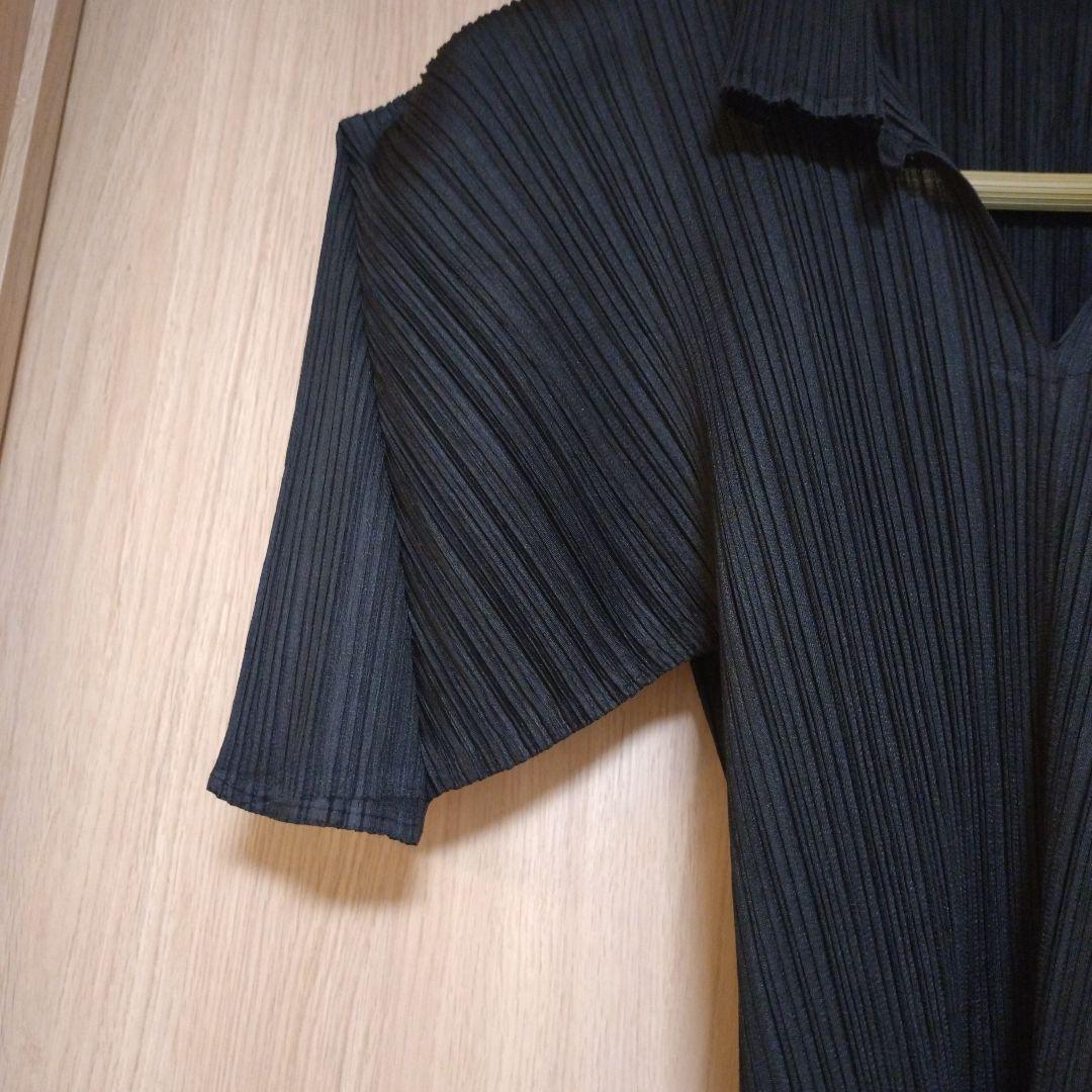 【PLEATS PLEASE】黒 半袖シャツ