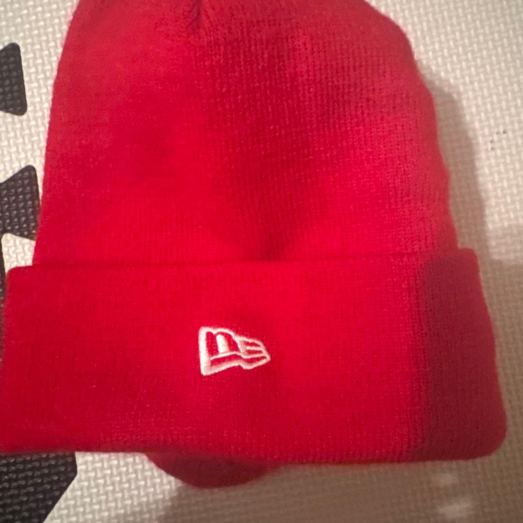 Supreme New Era 赤 ニット帽
