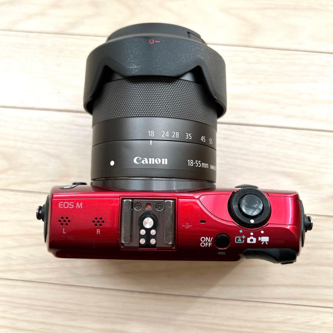 Canon EOS M レッド ミラーレス一眼カメラ レンズ付き