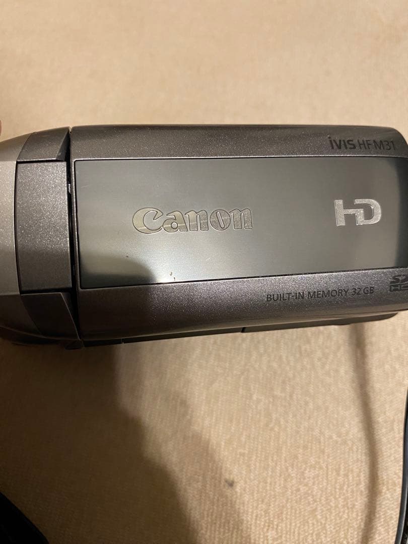 Canon iVIS HF M31 ビデオカメラ　シルバー　キャノン