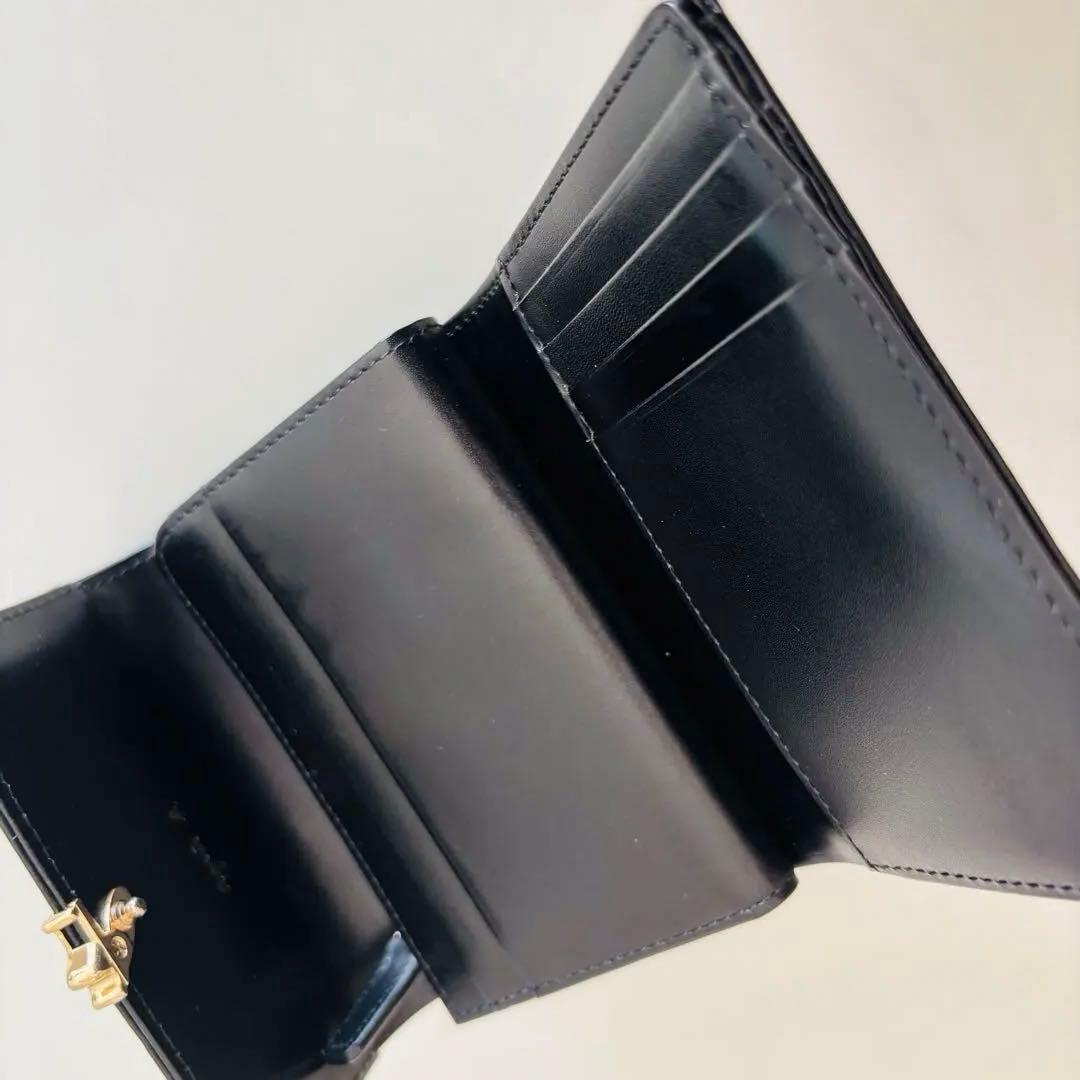 Agnes b アニエスベー 三つ折り財布金具ロゴラウンドジップレザー