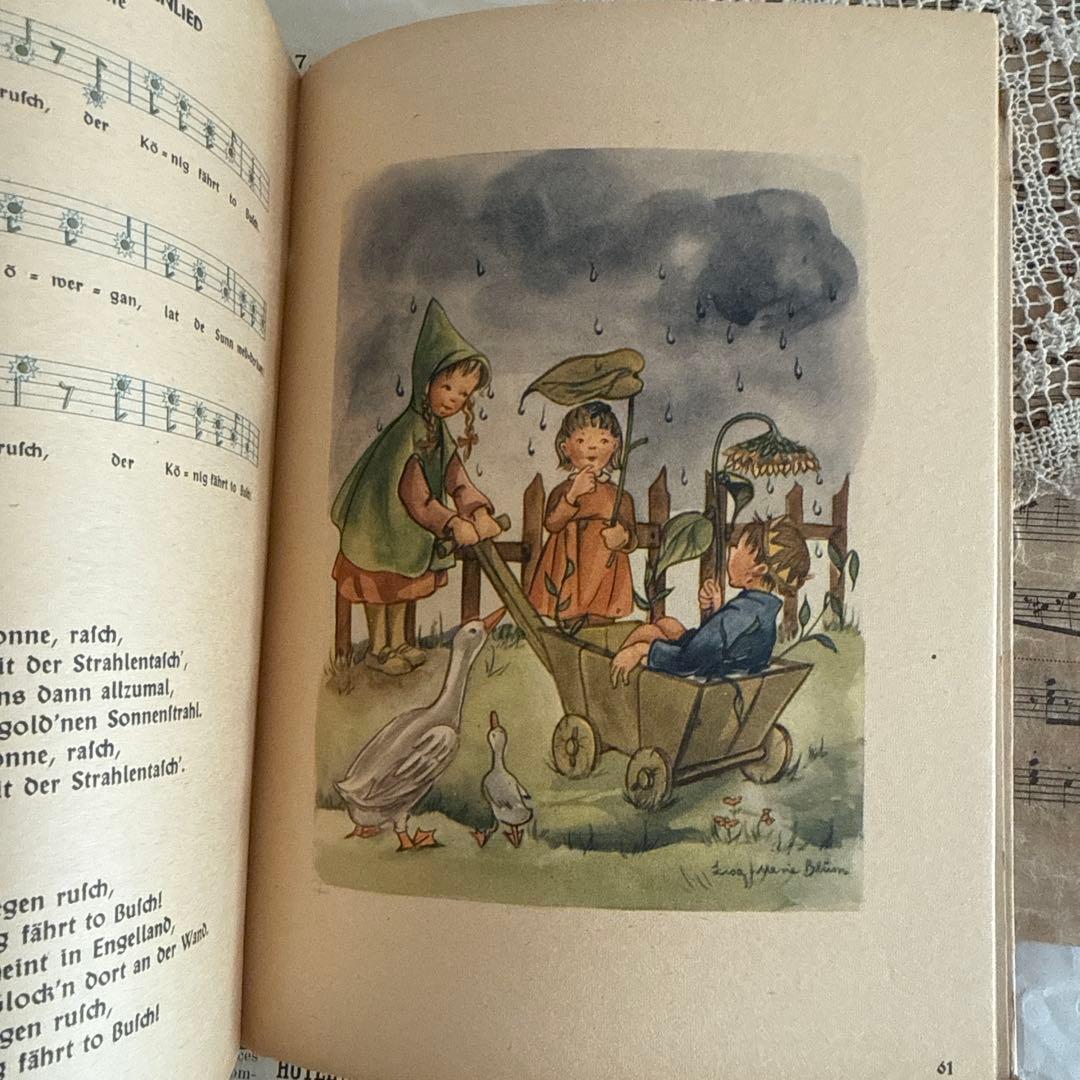 1940年ビンテージ愛らしい挿絵のドイツ絵本　洋書　古書ジャンクジャーナル素材に