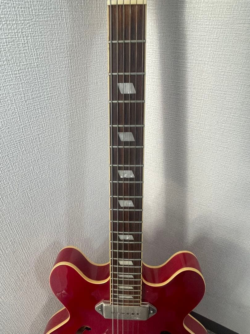 Epiphone ES-335 レッド ケース付き