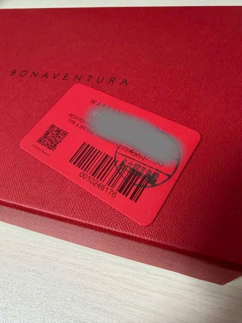 ボナベンチュラ ベルテッドマルチウォレット エトープ アイボリー 財布