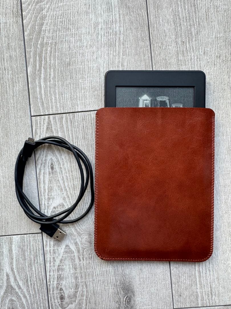 Kindle Paperwhite 第7世代 広告なし・フィルム＋ケース付き