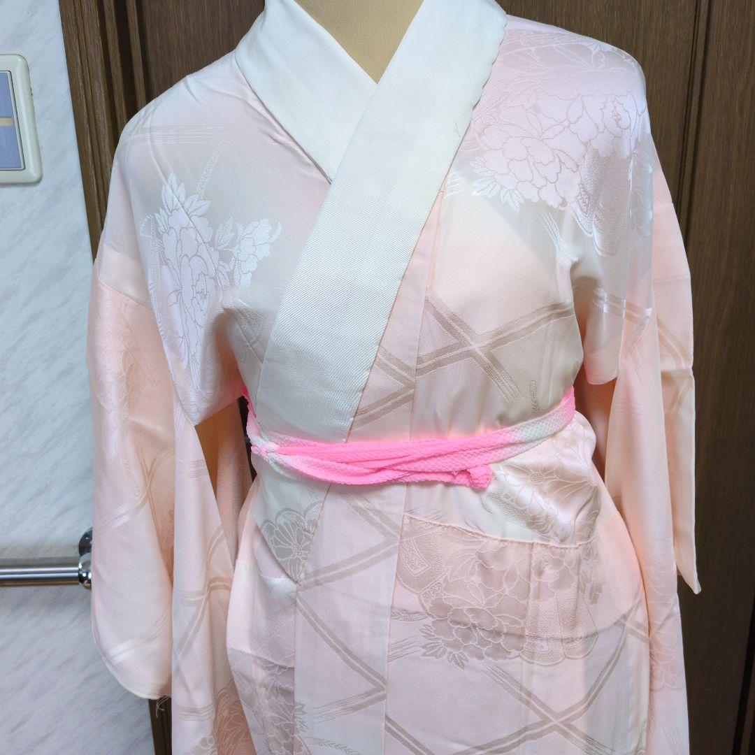 ✨50% OFF✨振袖 ピンク系 花柄 金色の帯長襦袢の3点セット