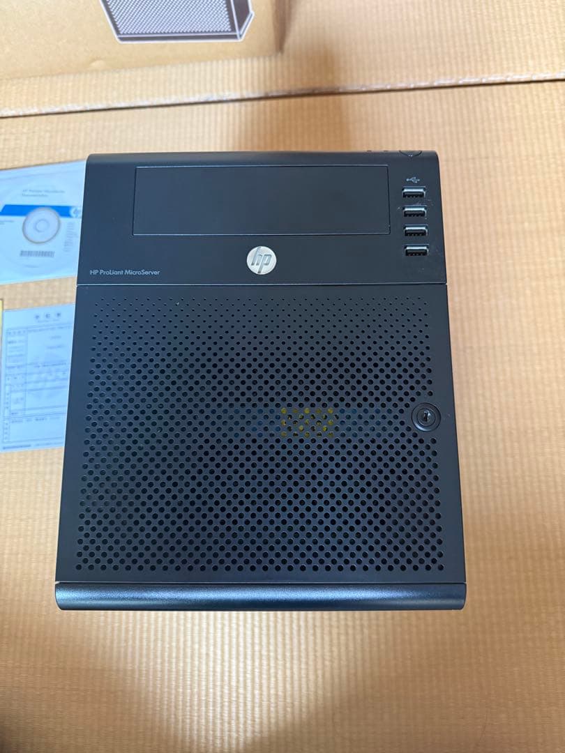 【中古】HP ProLiant MicroServer N54L