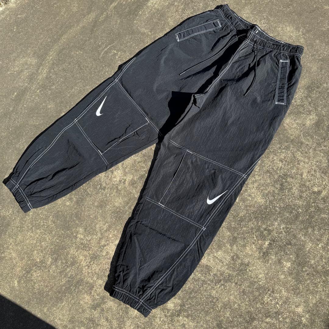 WEEE★　NIKE ナイキ スウッシュ 黒 M ステッチ トラックパンツ