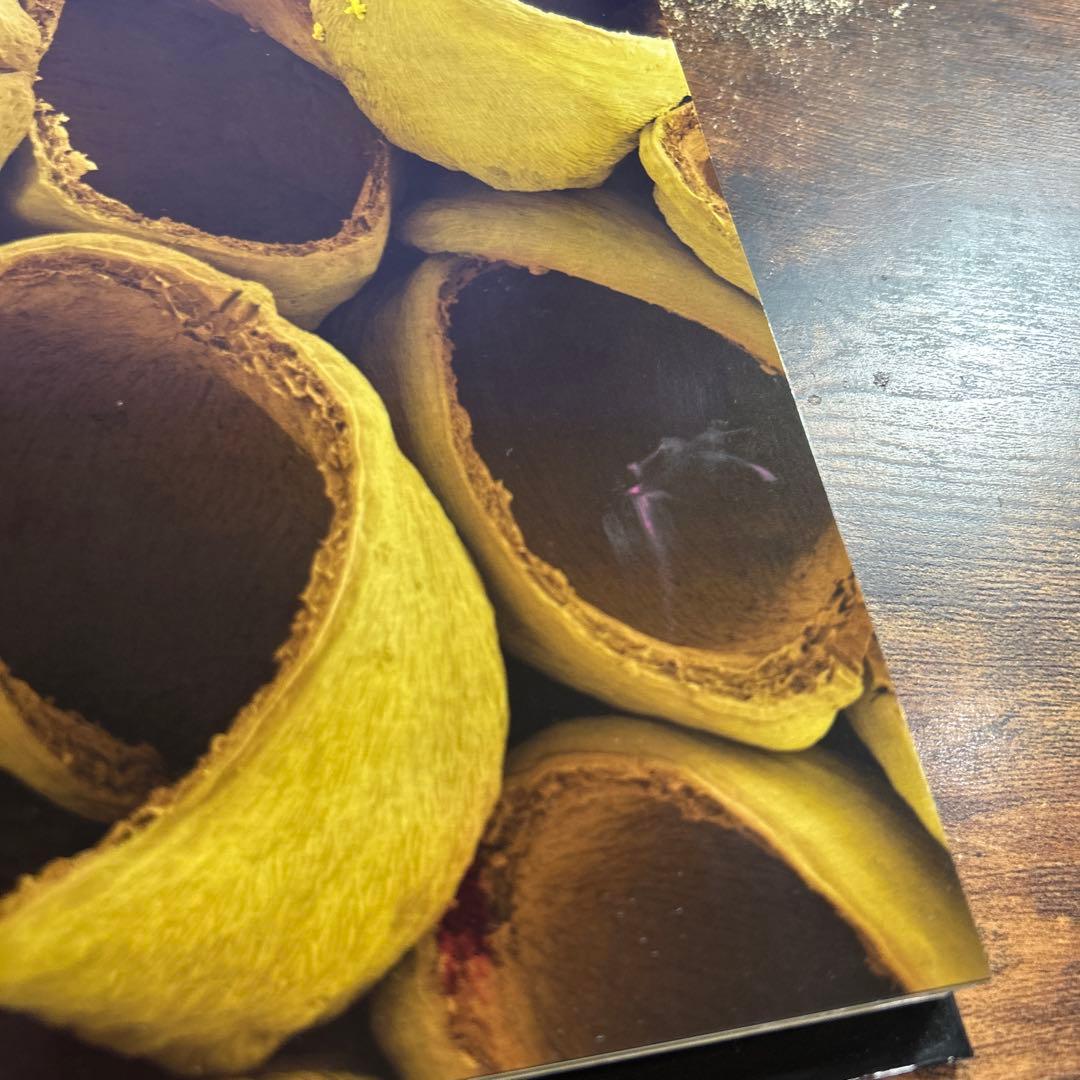【中古】世界で一番美しい果実図鑑 武井摩利 ロブ・ケスラー キュー王立植物園公認
