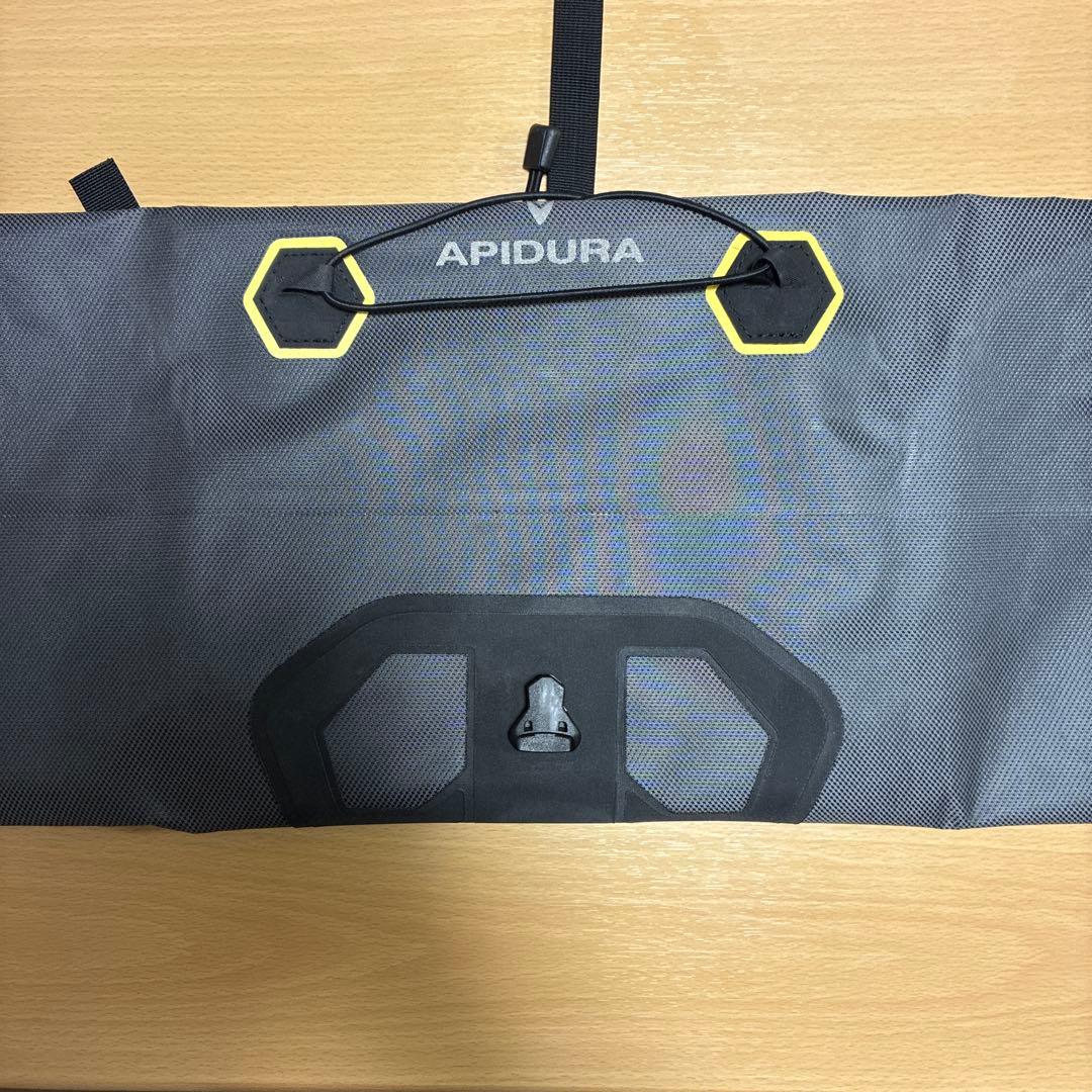 APIDURA EXPEDITION HANDLEBAR PACK 9リットル