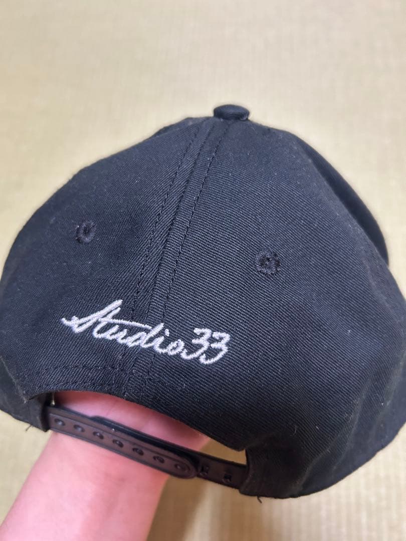 last nest × studio33 キャップ