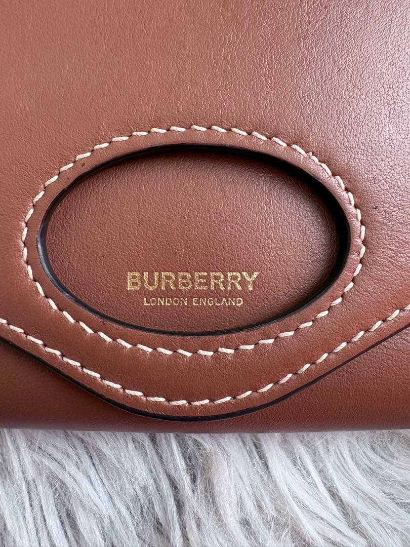 BURBERRY 三つ折り コンパクトウォレット 財布