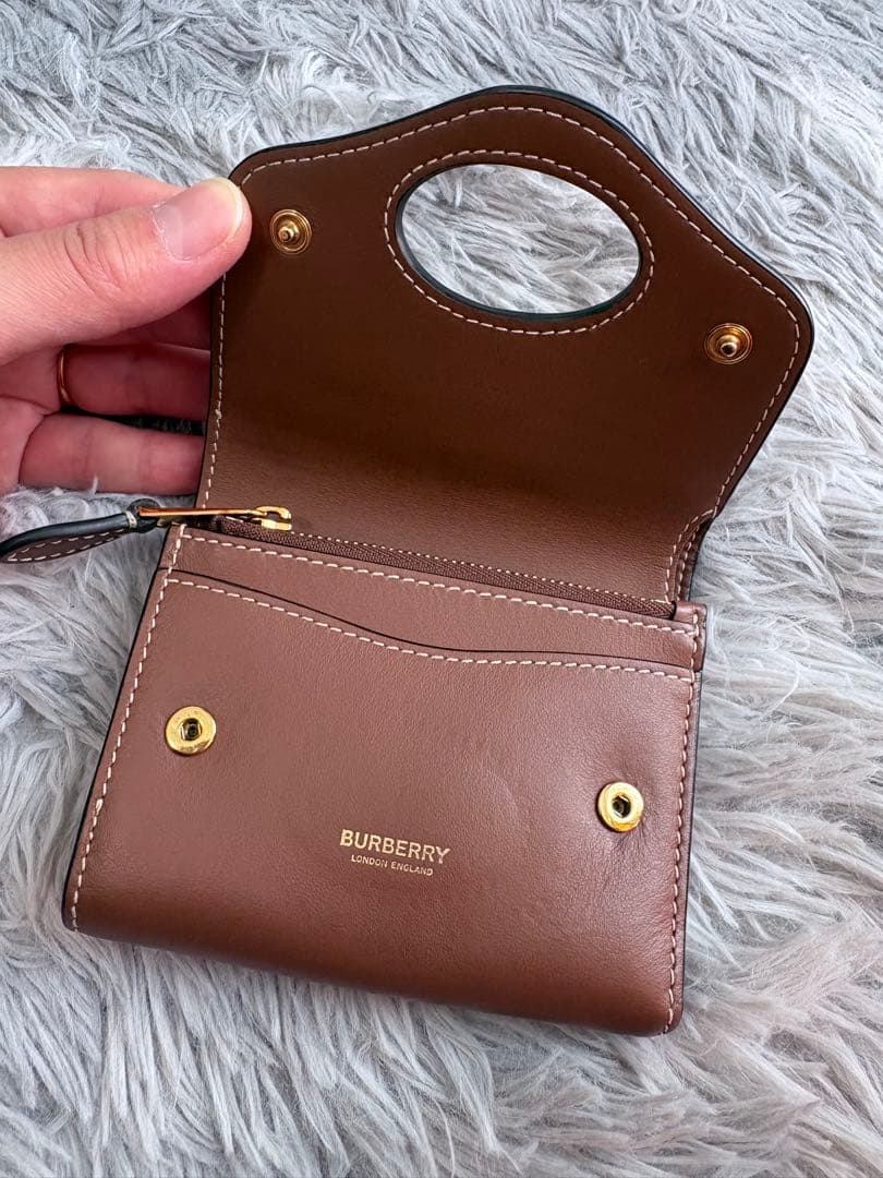 BURBERRY 三つ折り コンパクトウォレット 財布