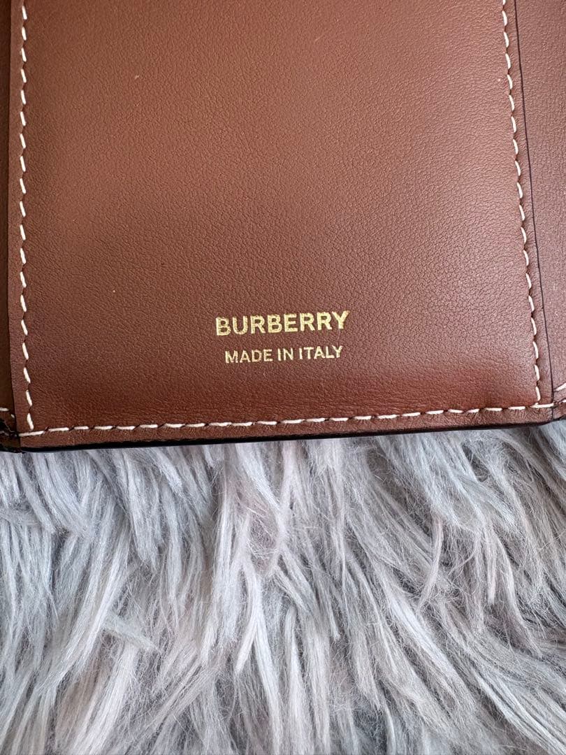 BURBERRY 三つ折り コンパクトウォレット 財布