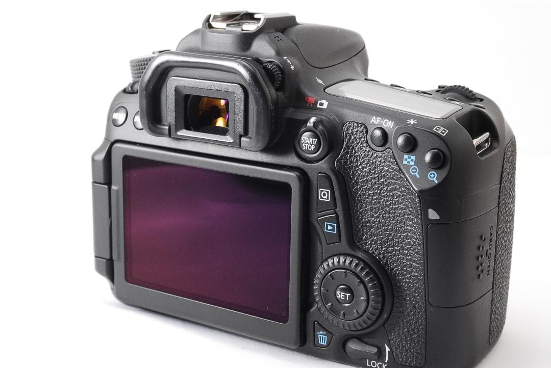 使用感少ない美品 Canon EOS 70D ボディ Wi-Fi スマホ転送