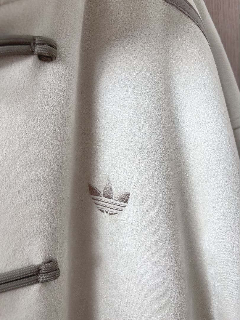 adidasアディダス 中国限定 蛇年トラックジャケットホワイト L