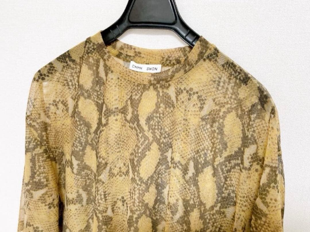 新品CMMNSWDNコモンスウェーデンパイソン柄シースルーカットソーTシャツ