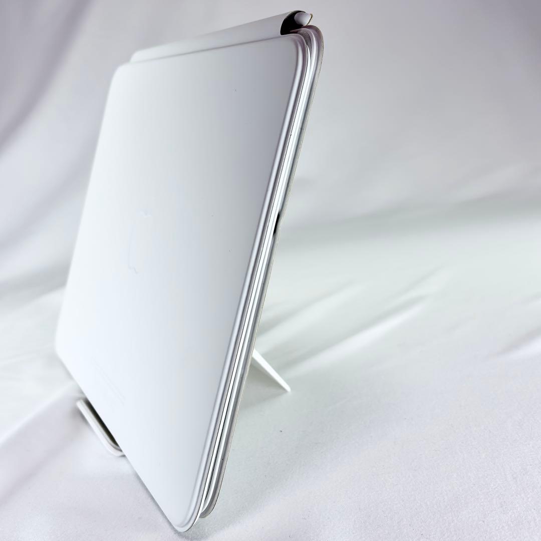 【美品】iPad 10th Gen Magic Keyboard Folio