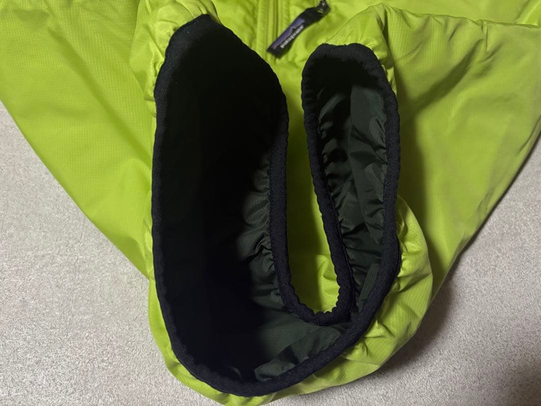 美品 patagonia パフボール ベスト アシッドグリーン