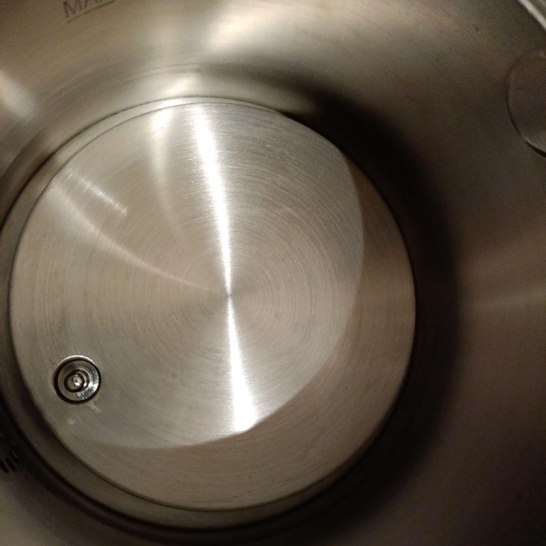 Russell Hobbs ブラック 電気ケトル　美品