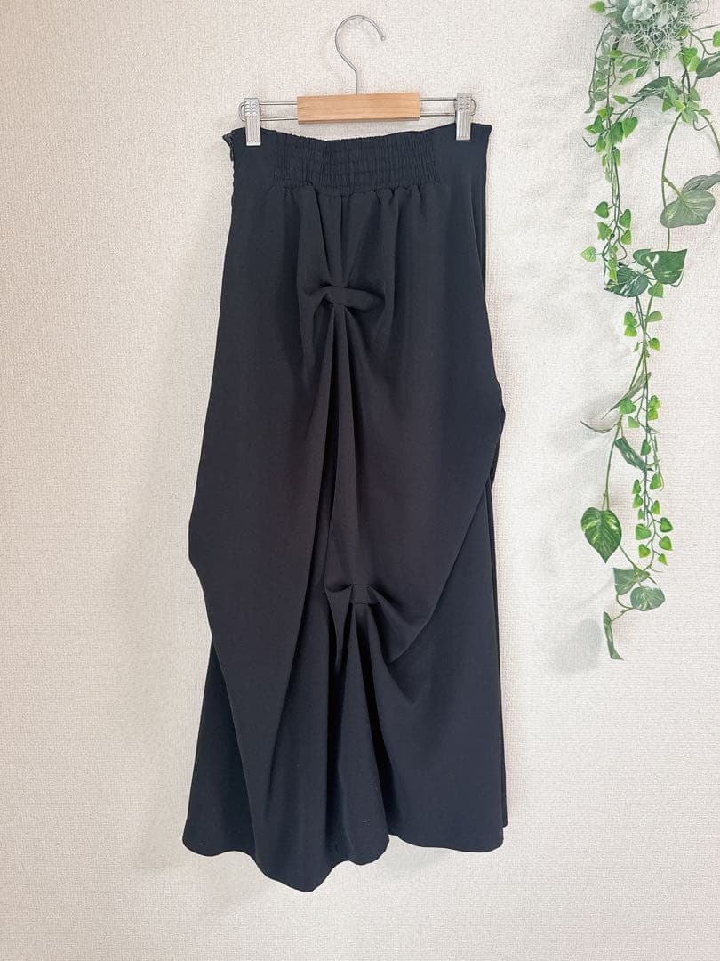 【美品】 AMERI RANDOM TUCK HEM SKIRT