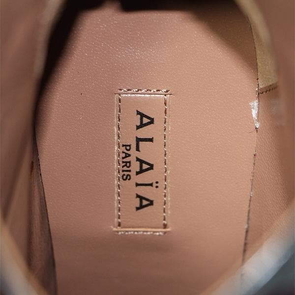 リ*ン様 アライア ALAIA ショートブーツ バックジップ 赤 黒 レザー 3