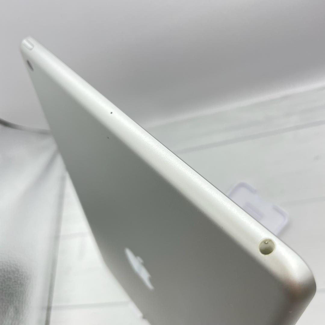 【美品】BT94％ iPad 第8世代 キーボードケース＋ペンシルセット