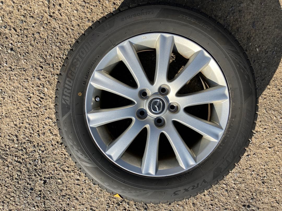 ブリザック vrx3 215/60r/17 、タイヤホイール4本セット