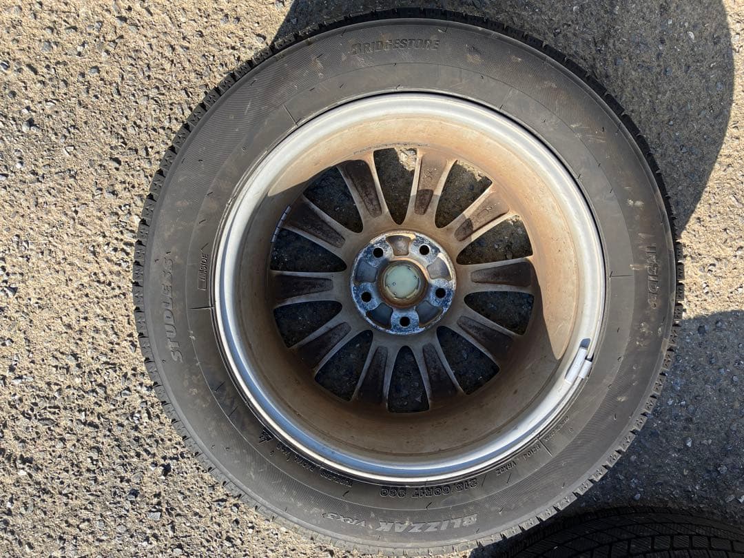 ブリザック vrx3 215/60r/17 、タイヤホイール4本セット