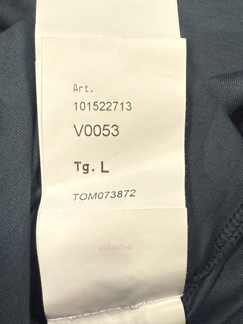 STONE  ストーンアイランド　ロングスリーブ Tシャツ